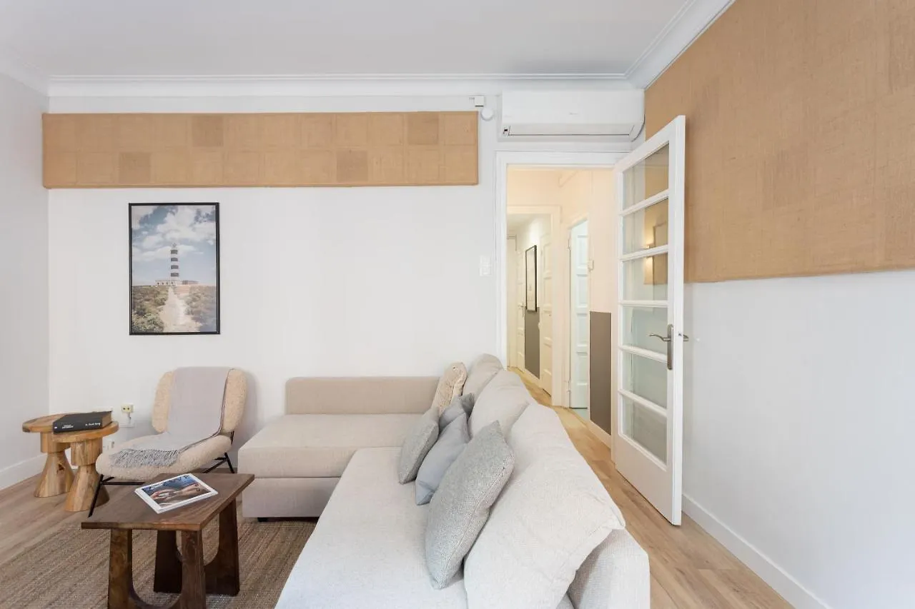 Stylish 3 Bedroom Apartment 바르셀로나 스페인