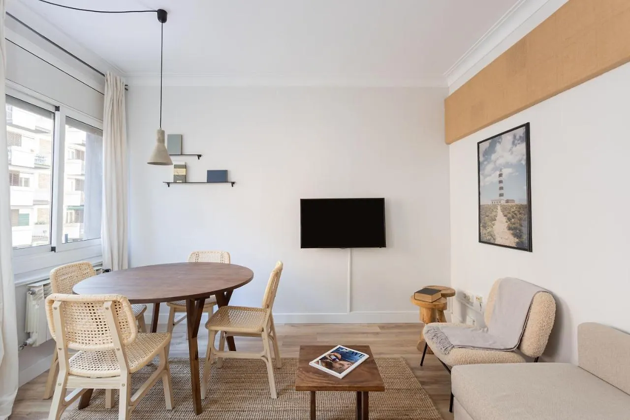 Stylish 3 Bedroom Apartment 바르셀로나